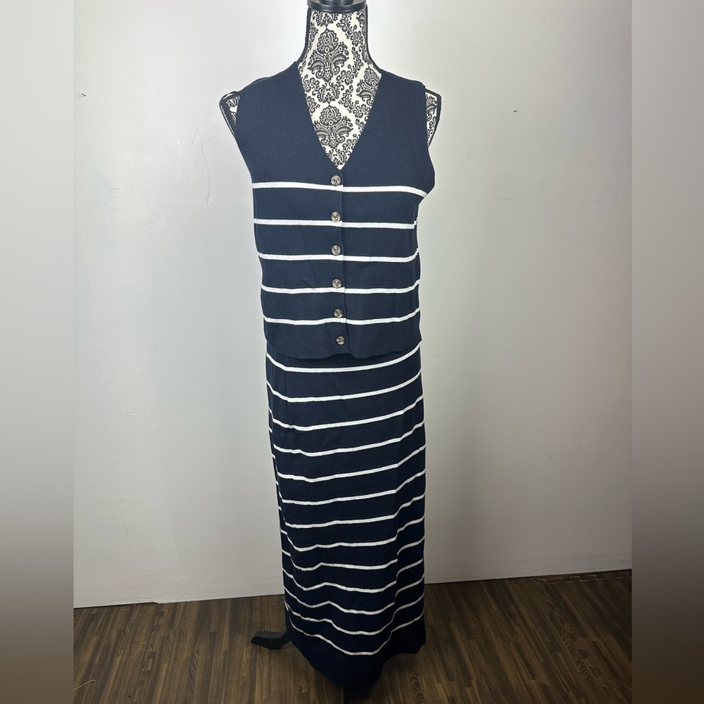 Two piece Knitted Striped Vest and Skirt Size M